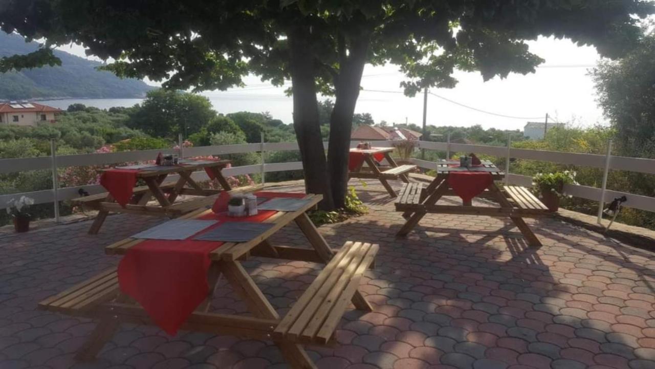 Aura Guest House Koinira Luaran gambar